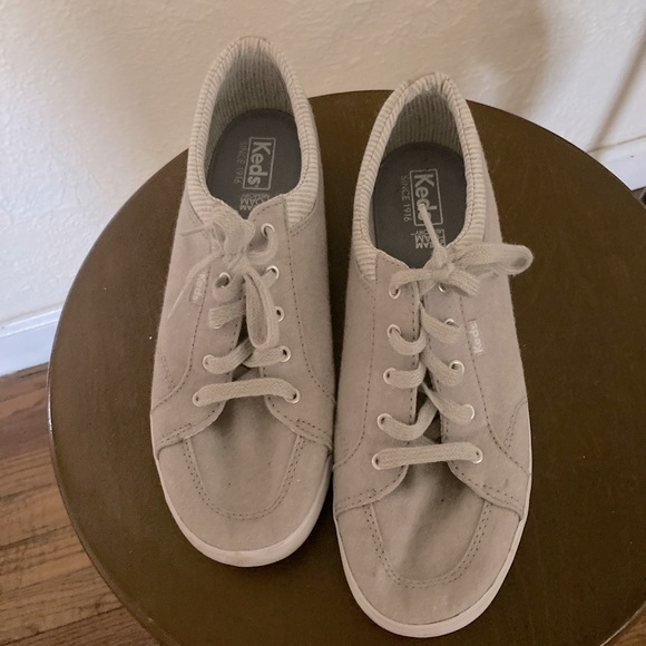 Ked’s shoes - Picture 1 of 5